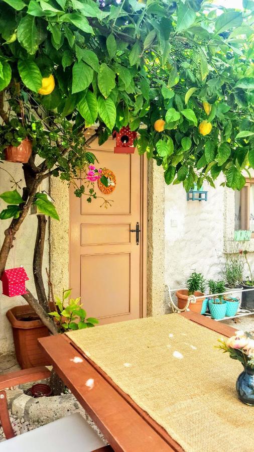 Lilyum Alacati - Tas Ev Exterior photo